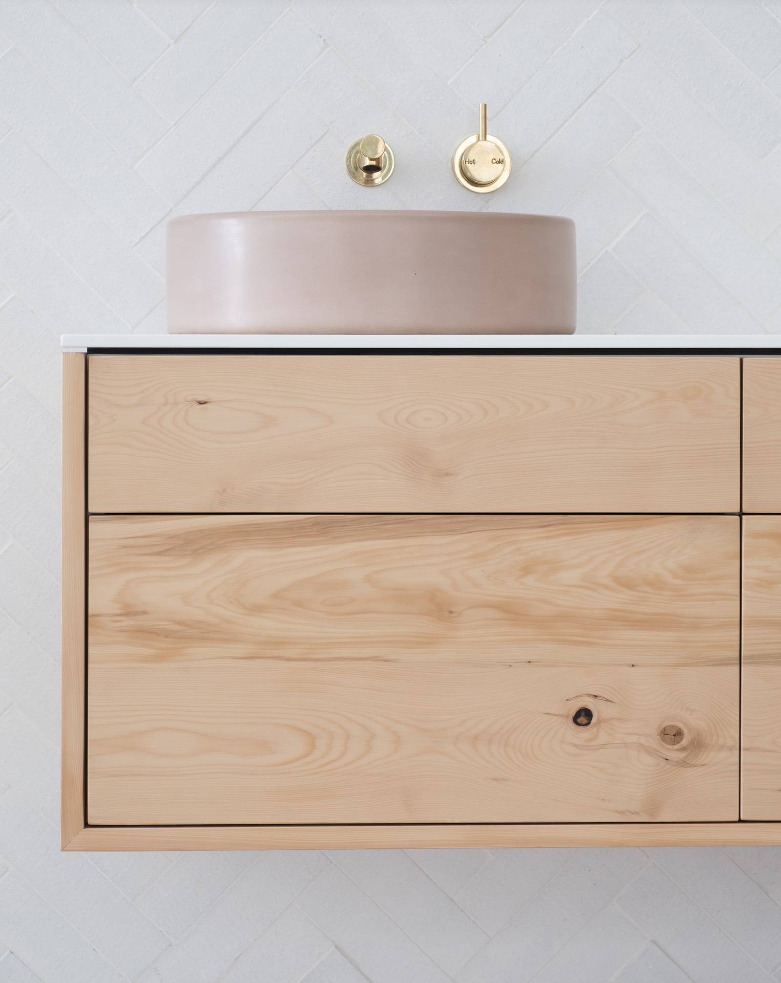 Celery%20Top%20Pine%20Full%20Res%20%283%20of%203%29